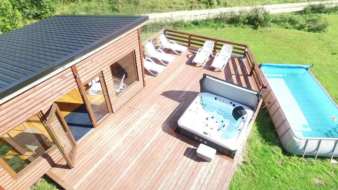 Mana Village - Jacuzzi & Sauna Barlomino Екстер'єр фото