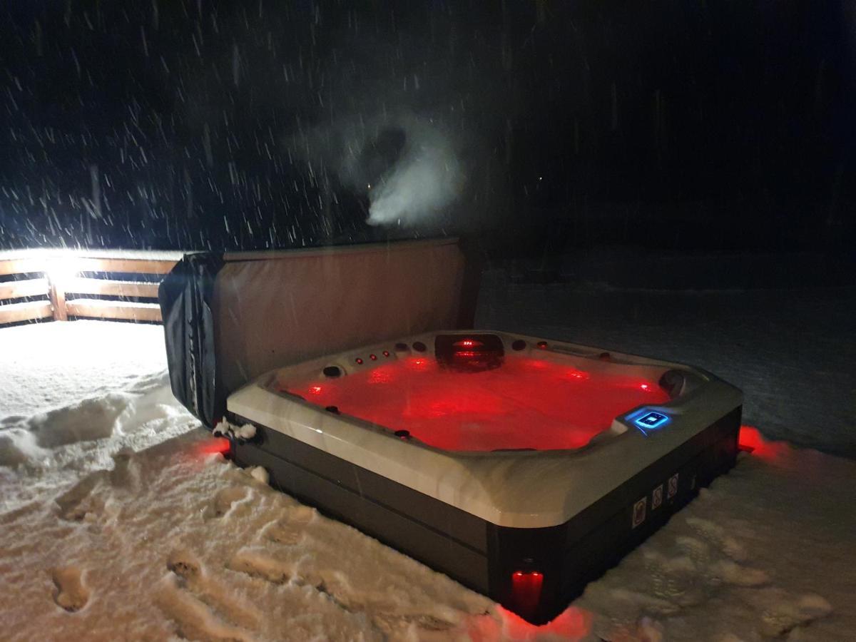 Mana Village - Jacuzzi & Sauna Barlomino Екстер'єр фото