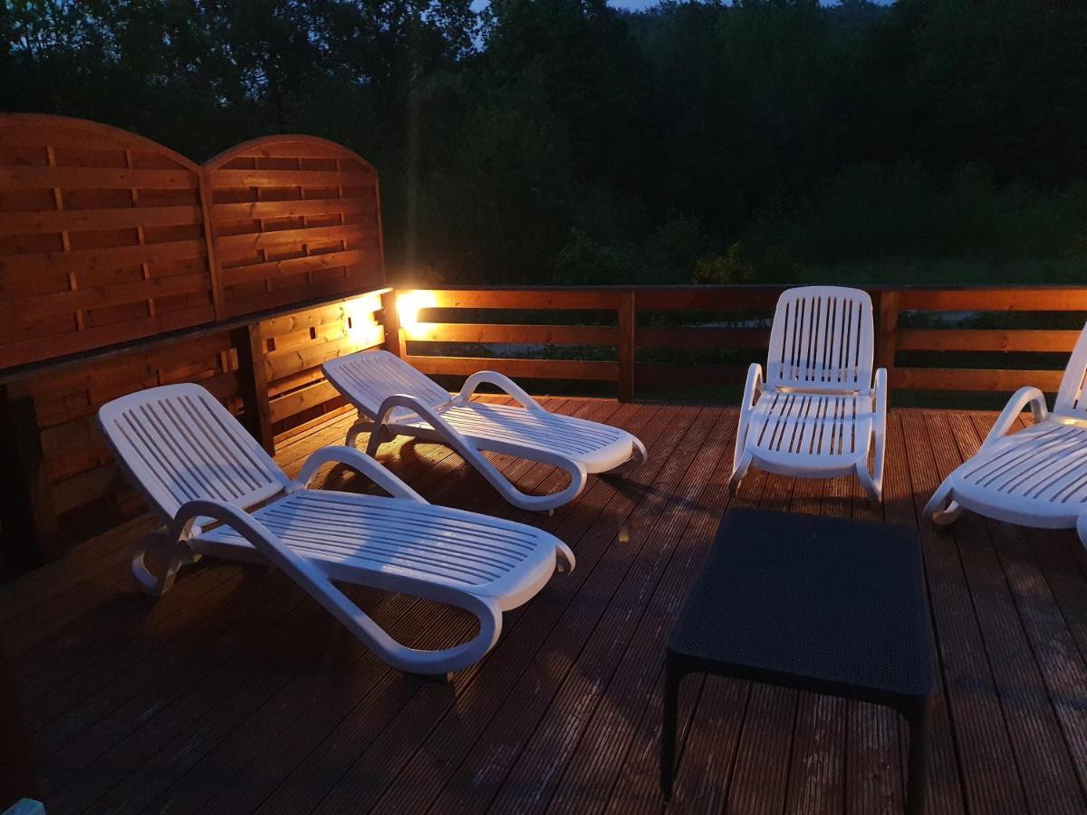 Mana Village - Jacuzzi & Sauna Barlomino Екстер'єр фото